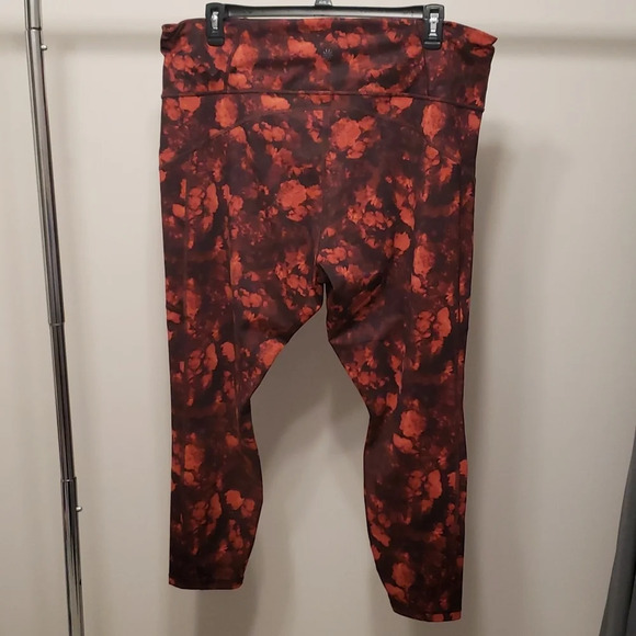 Athleta Winter Rainier Tights Red Floral Leggings Womens Plus Size 3X - Picture 3 of 17